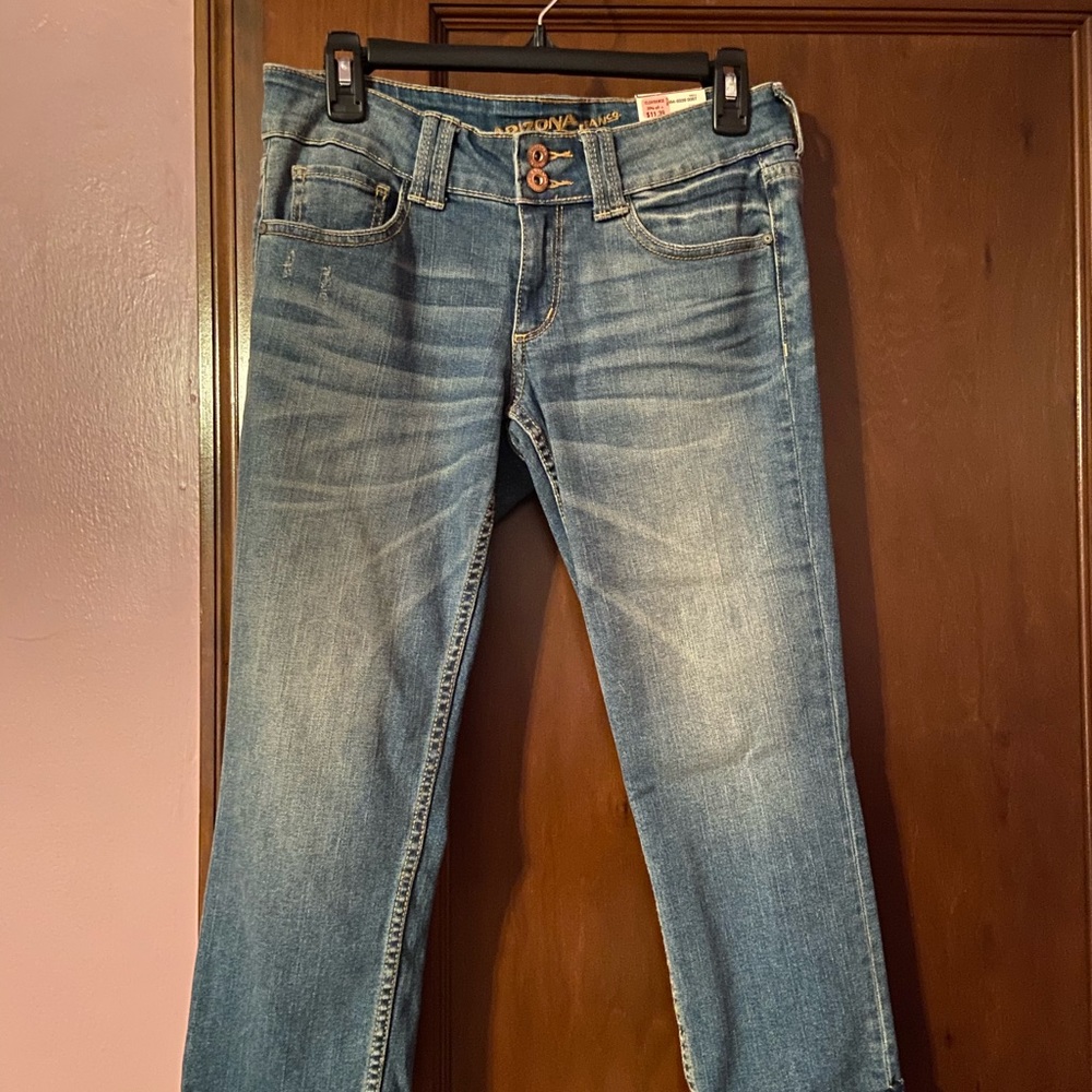 cropped jeans